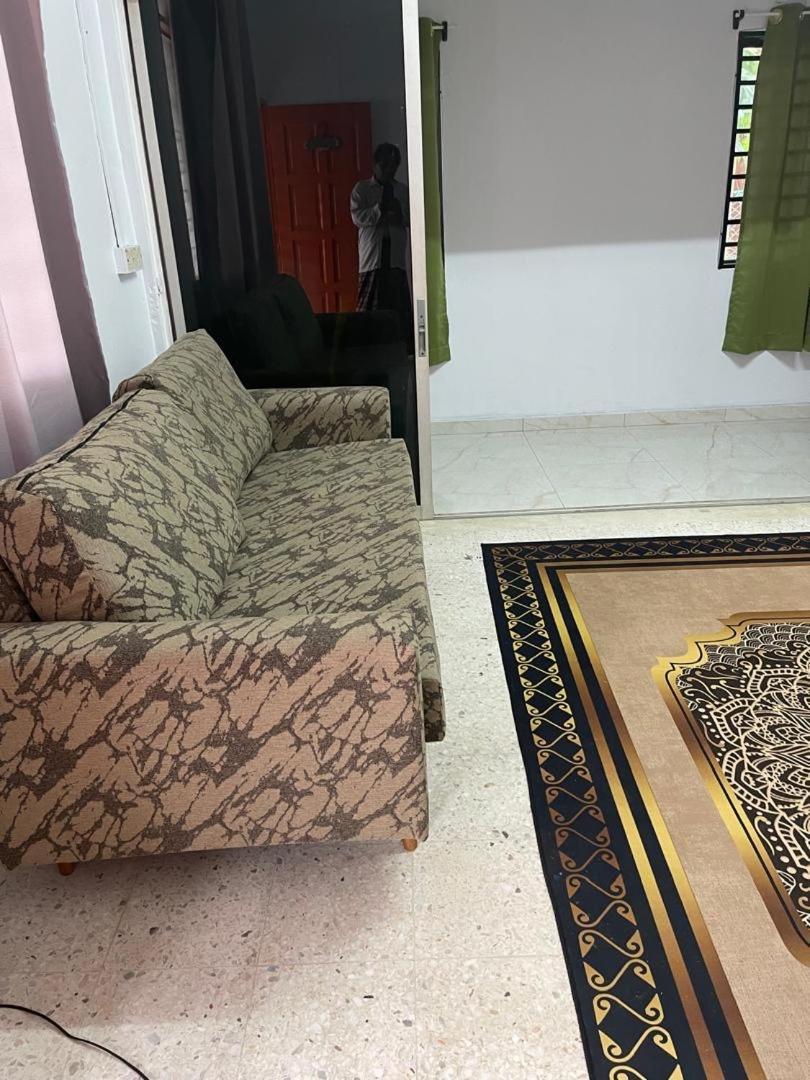 Alisya Homestay Πορτ Ντίξον Εξωτερικό φωτογραφία